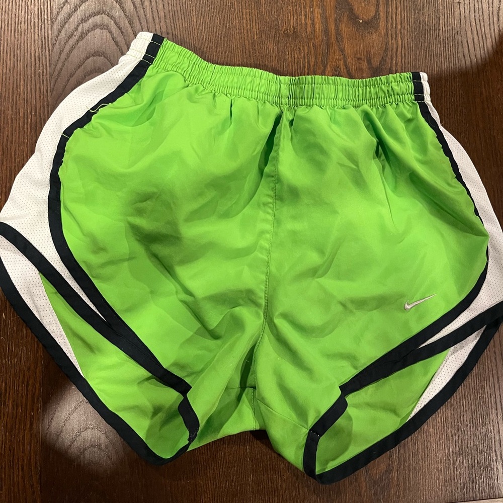 Women’s Nike short